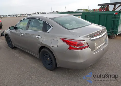 2013 Nissan Altima 2.5 S из США, поврежденный, VIN 1N4AL3AP7DC245932